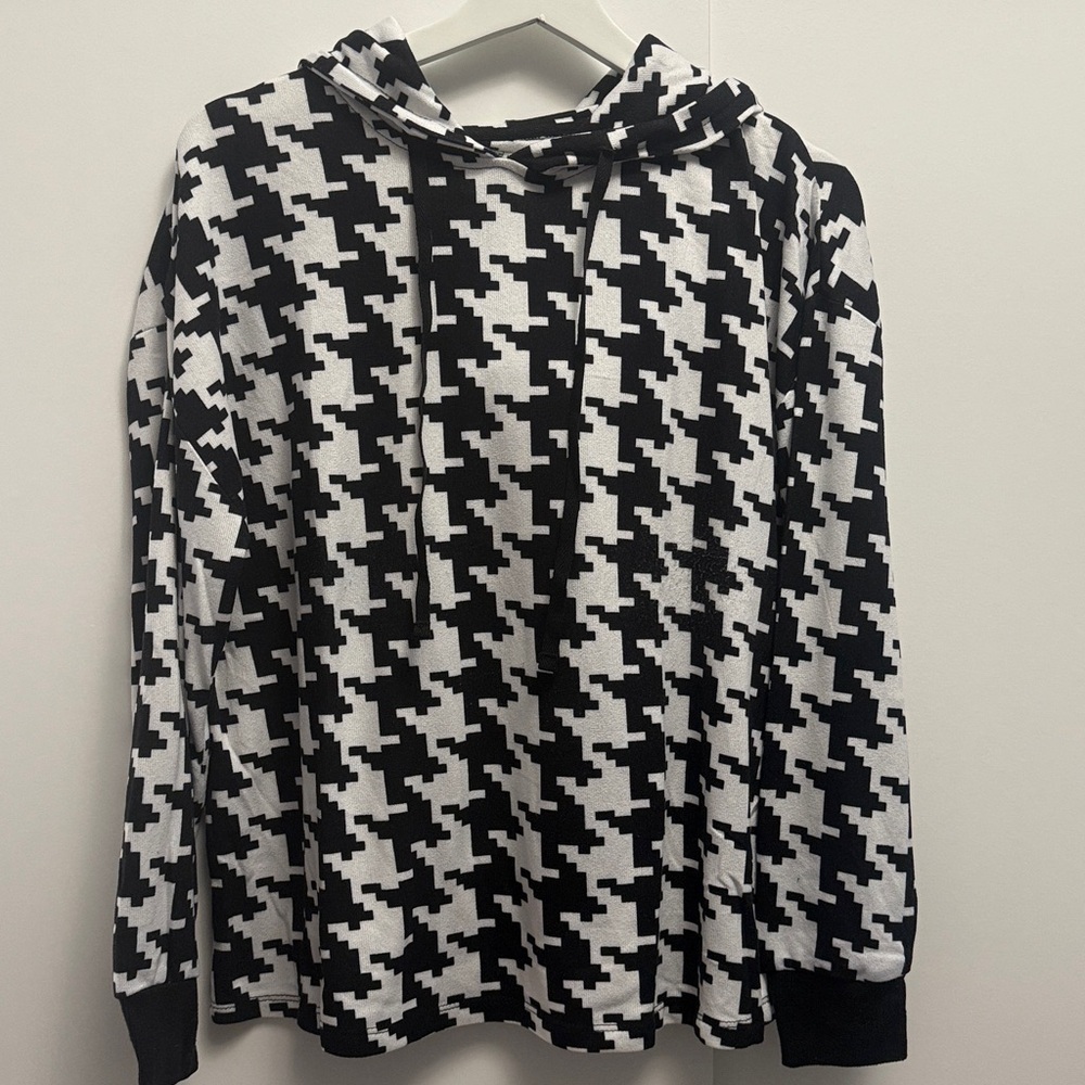 Anne Klein hooded long sleeve